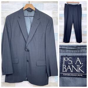 Jos A Bank Wool Pinstripe Suit Charcoal Gray Mens 42L Jacket 36R Pleated Pants